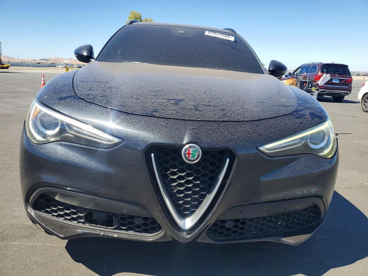 2018 Alfa Romeo Stelvio Ti Sport - zdjęcie 5