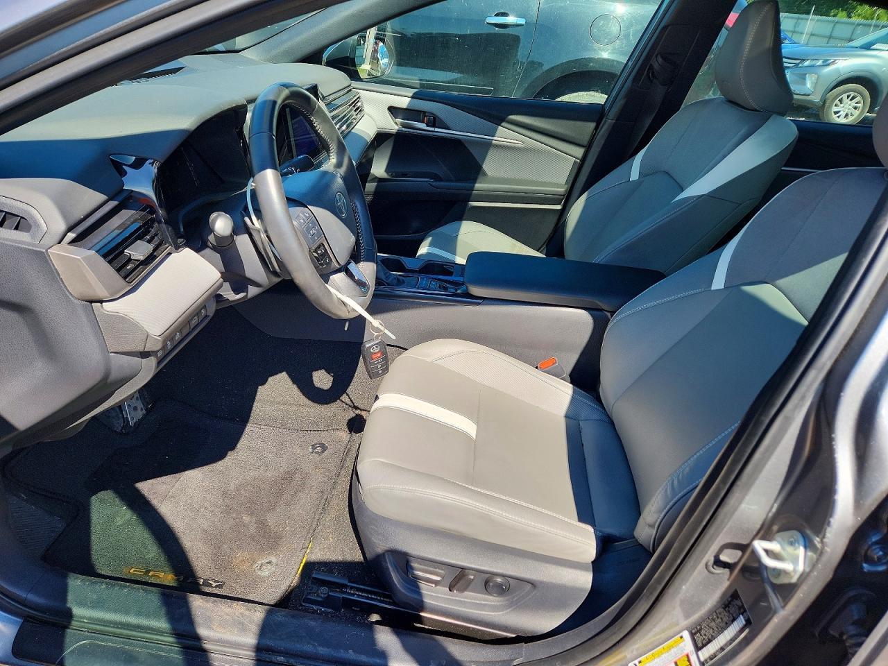 2025 Toyota Camry Se - zdjęcie 7