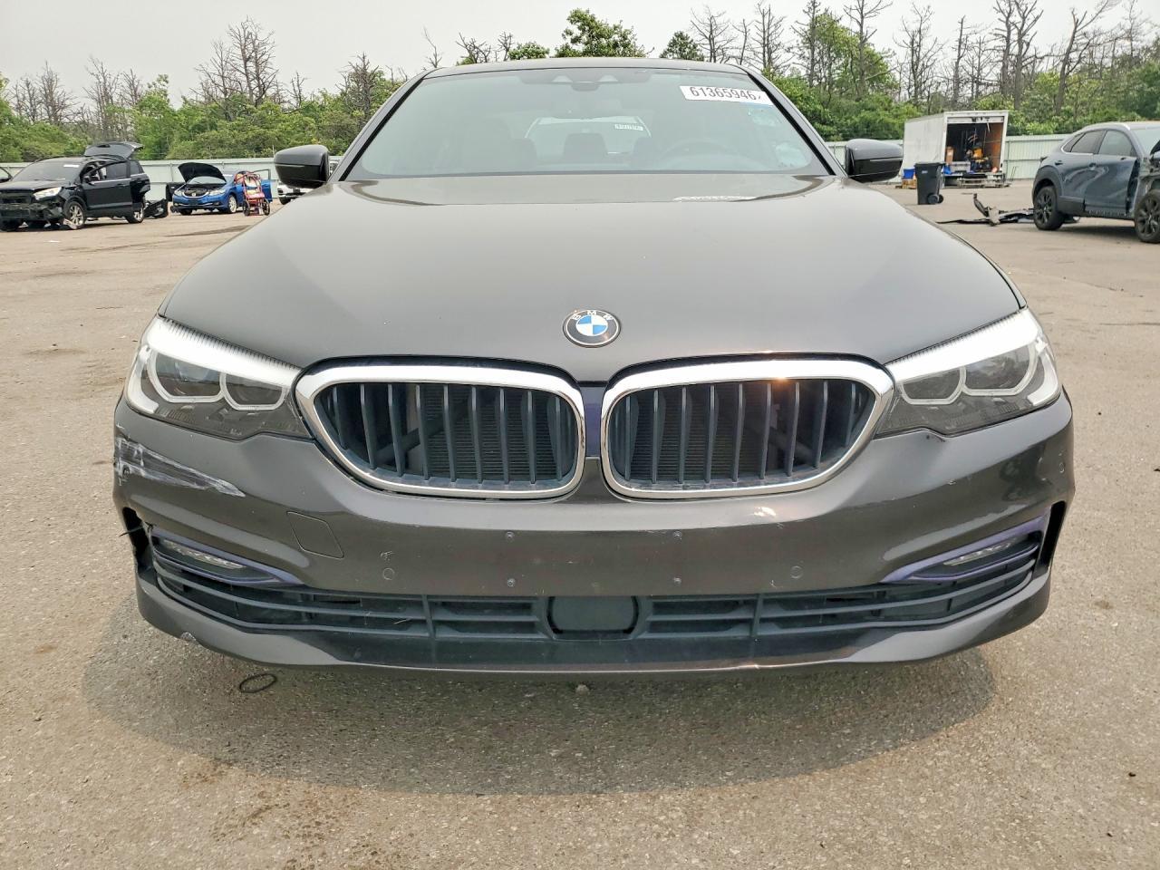 2018 BMW Seria 5 540i - zdjęcie 5