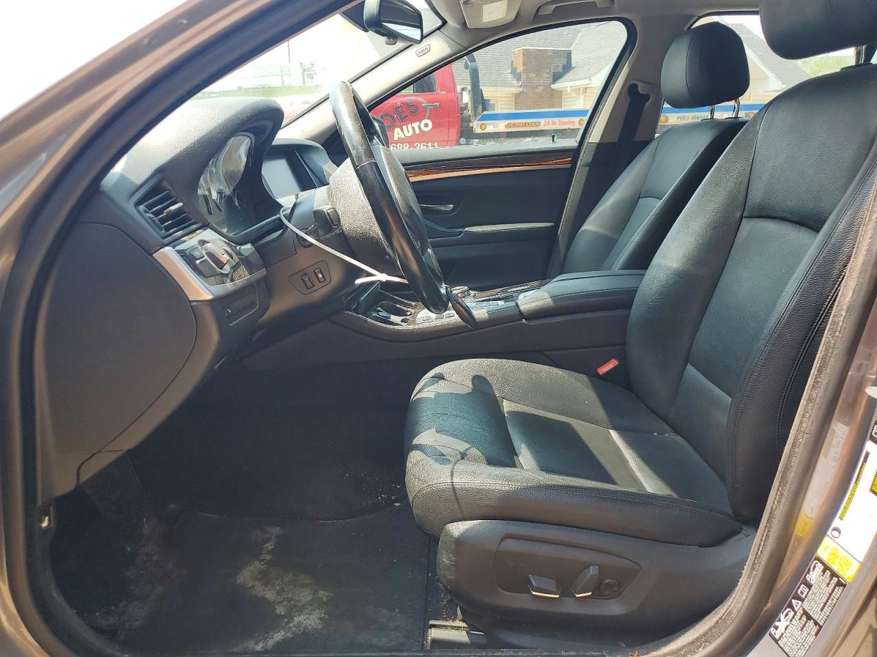 2015 BMW Seria 5 528i - zdjęcie 7