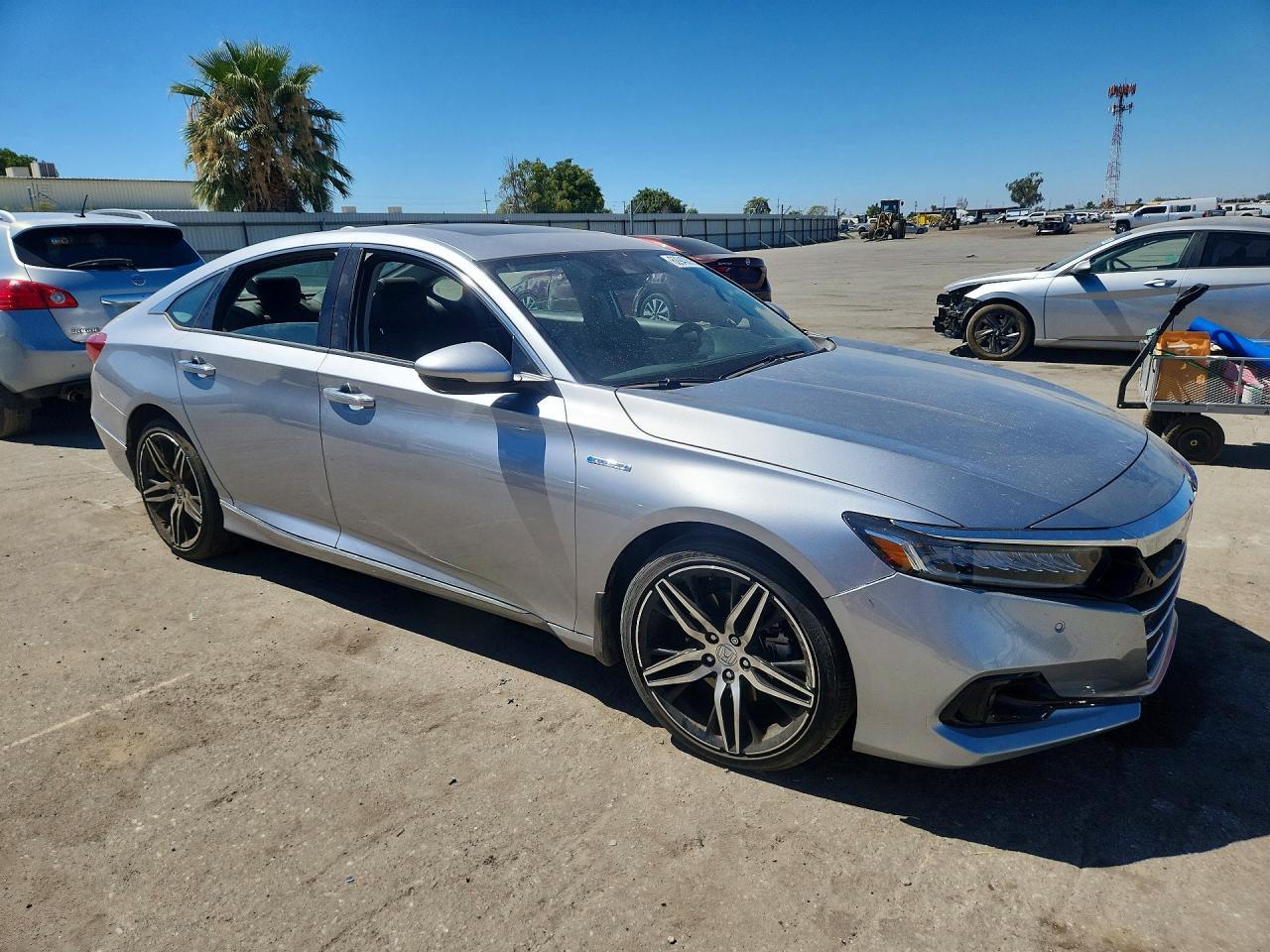 2022 Honda Accord Touring Hybrid - zdjęcie 4