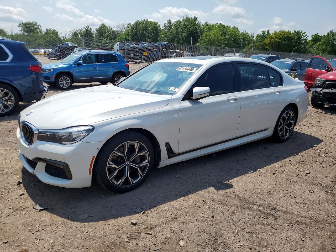 2017 BMW 740 Xi - zdjęcie główne