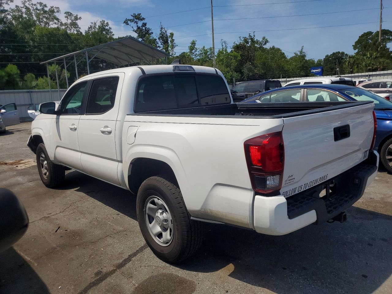 2023 Toyota Tacoma Sr - zdjęcie 2