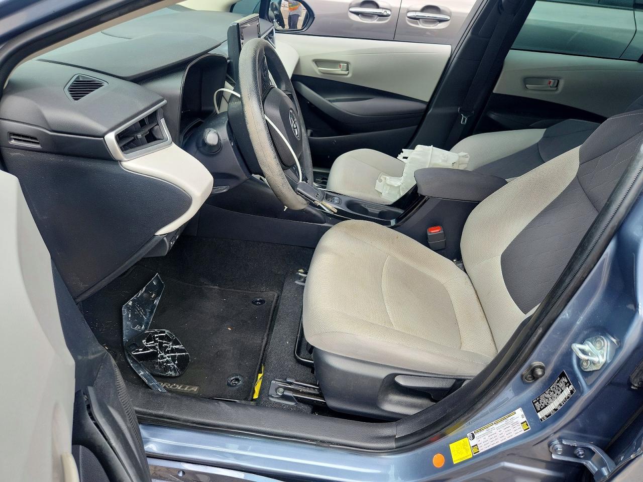 2022 Toyota Corolla Le - zdjęcie 7