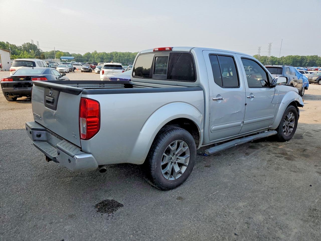 2019 Nissan Frontier Sl - zdjęcie 3