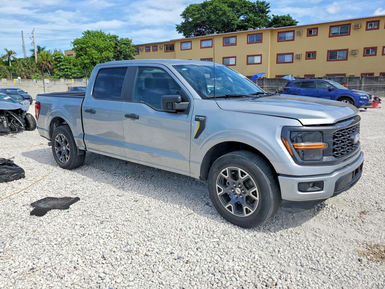 2024 Ford F150 Stx - zdjęcie 4