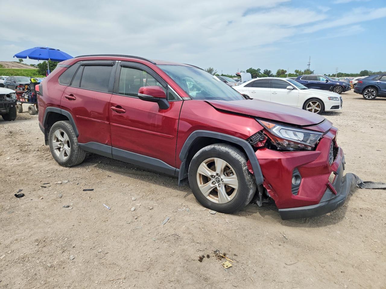 2019 Toyota Rav4 Xle - zdjęcie 4