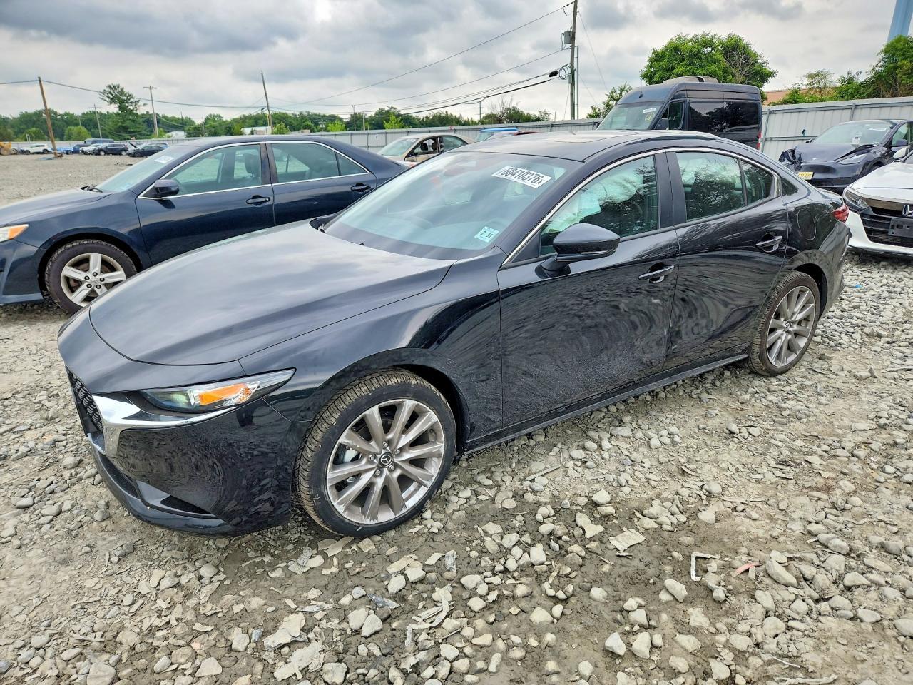 2026 Mazda 3 Preferred/Carbon Edition - zdjęcie główne