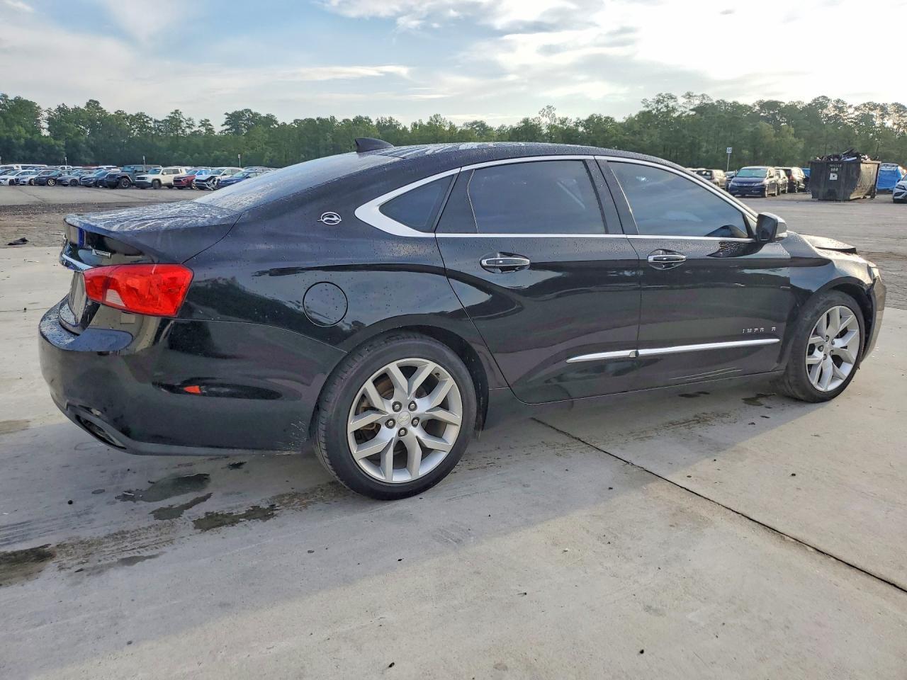 2019 Chevrolet Impala Premier - zdjęcie 3