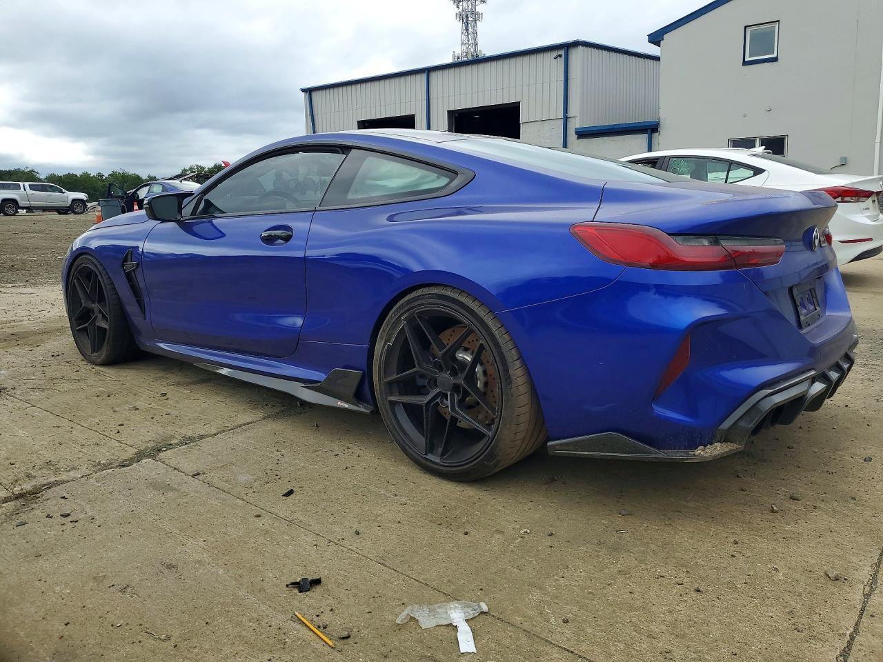 2020 BMW M8 - zdjęcie 2