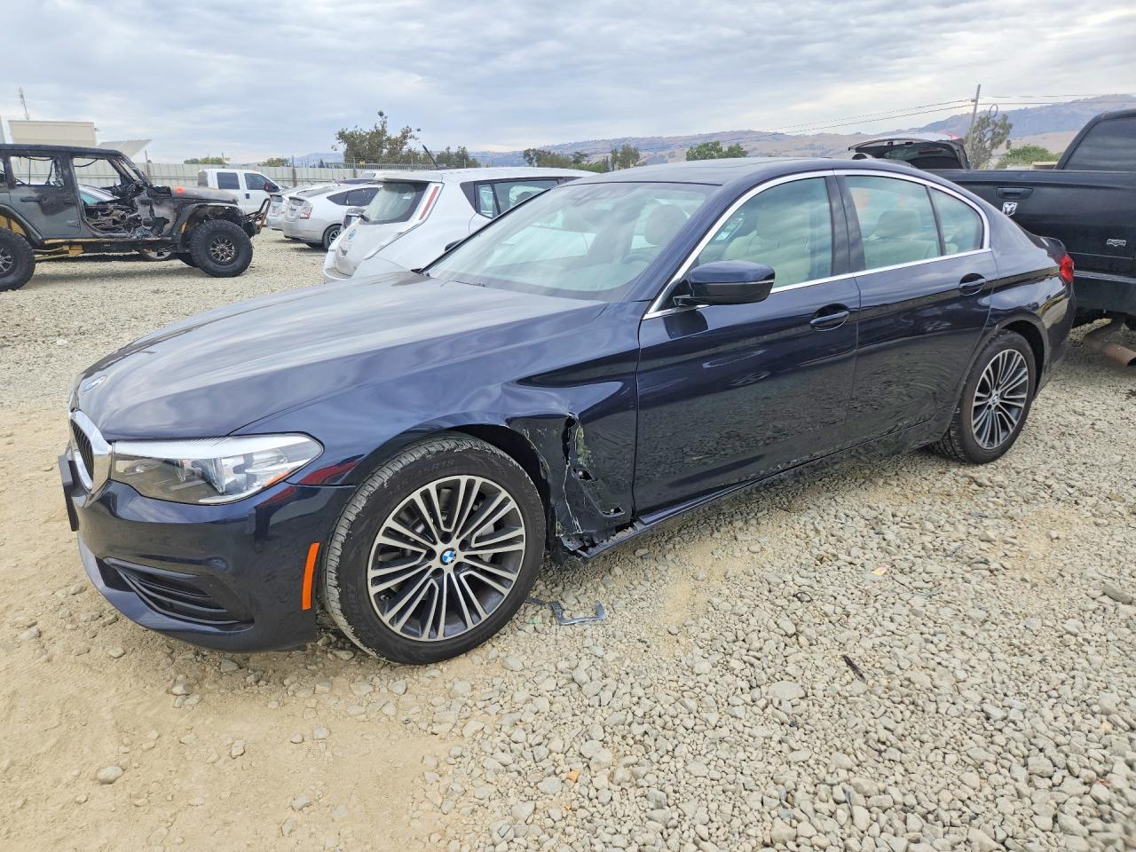 2019 BMW 530 I - zdjęcie główne