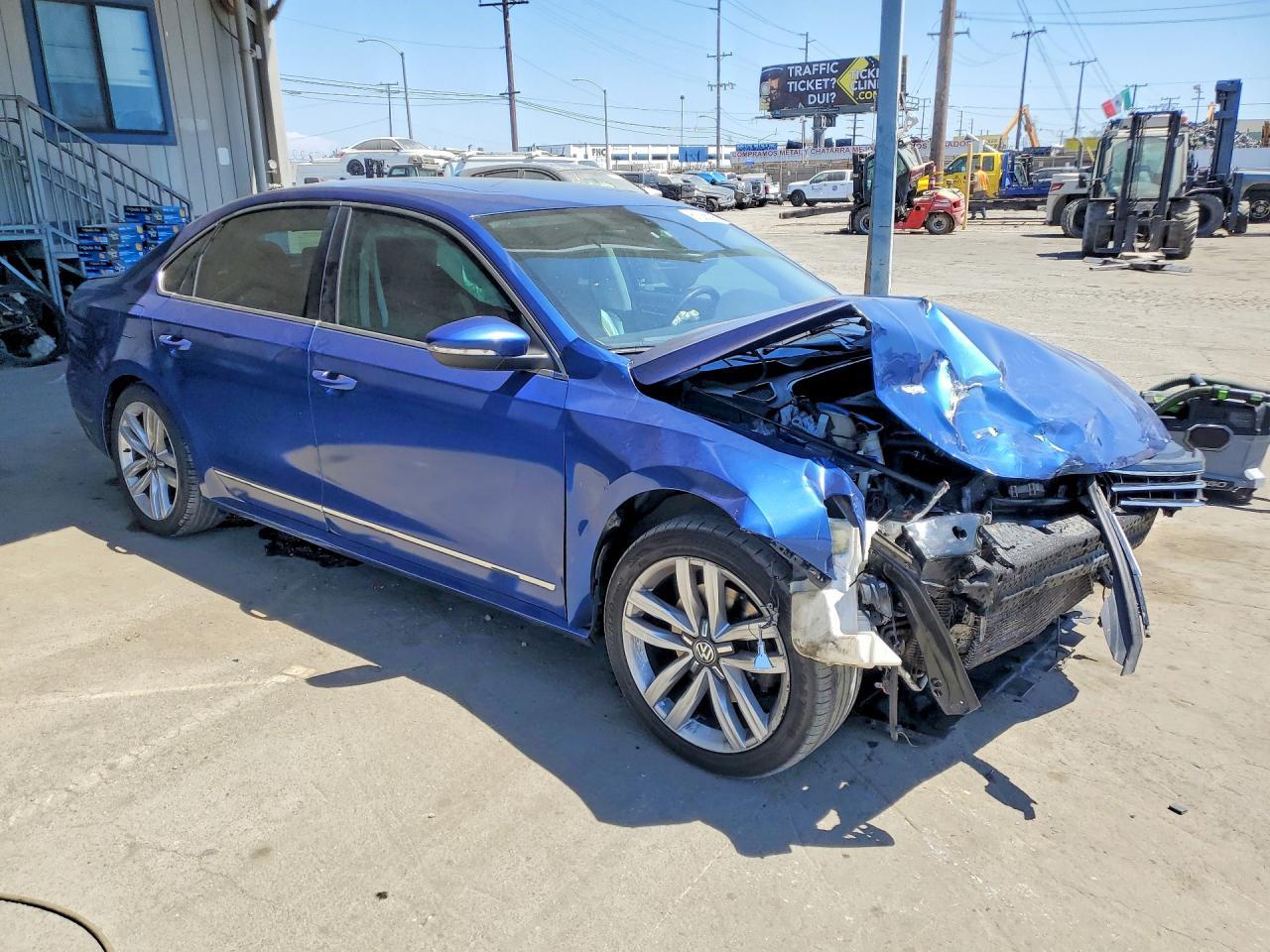 2016 Volkswagen Passat Sel - zdjęcie 4