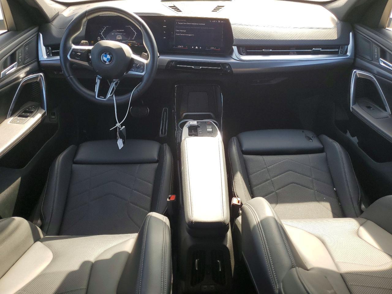 2025 BMW X2 xDrive28I - zdjęcie 8