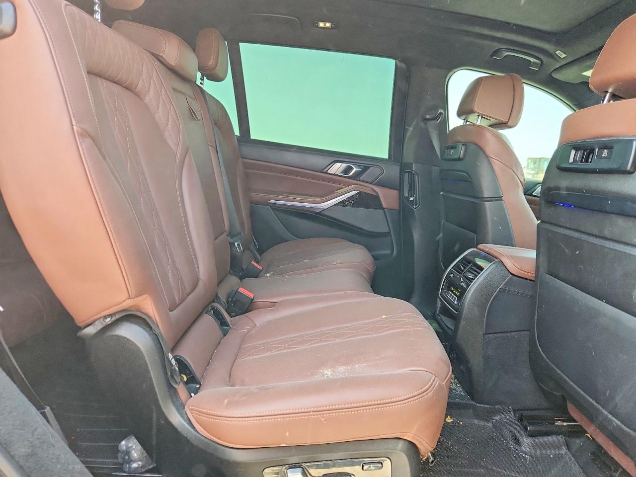 2020 BMW X7 M50I - zdjęcie 11