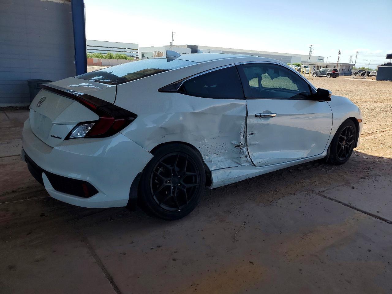 2017 Honda Civic Touring - zdjęcie 3