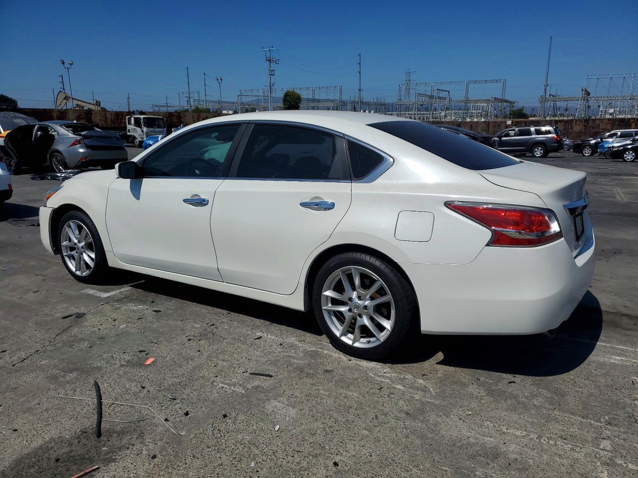 2015 Nissan Altima 2.5 S - zdjęcie 2