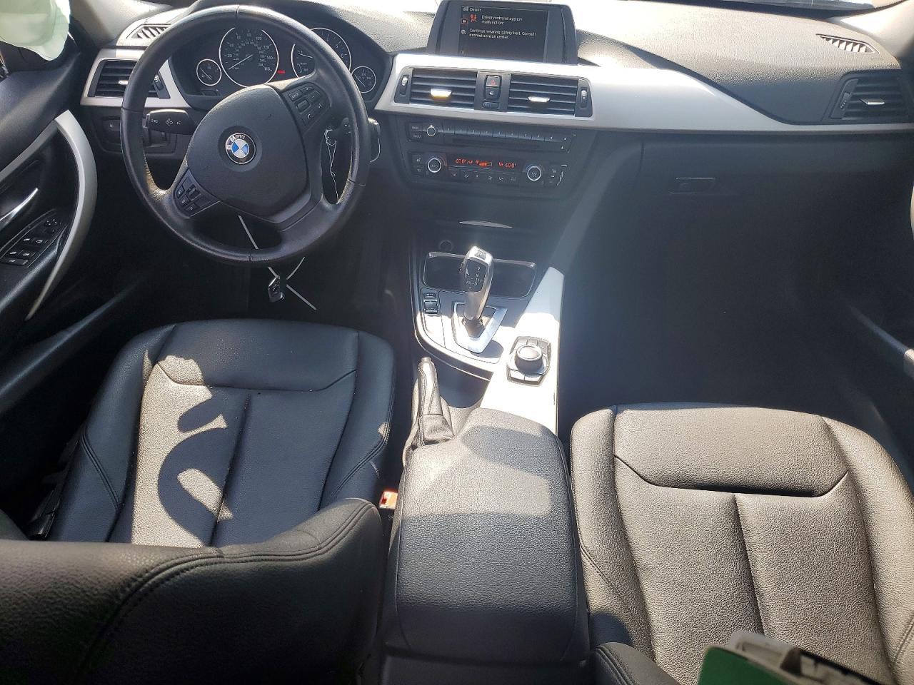 2014 BMW 320 I xDrive - zdjęcie 8