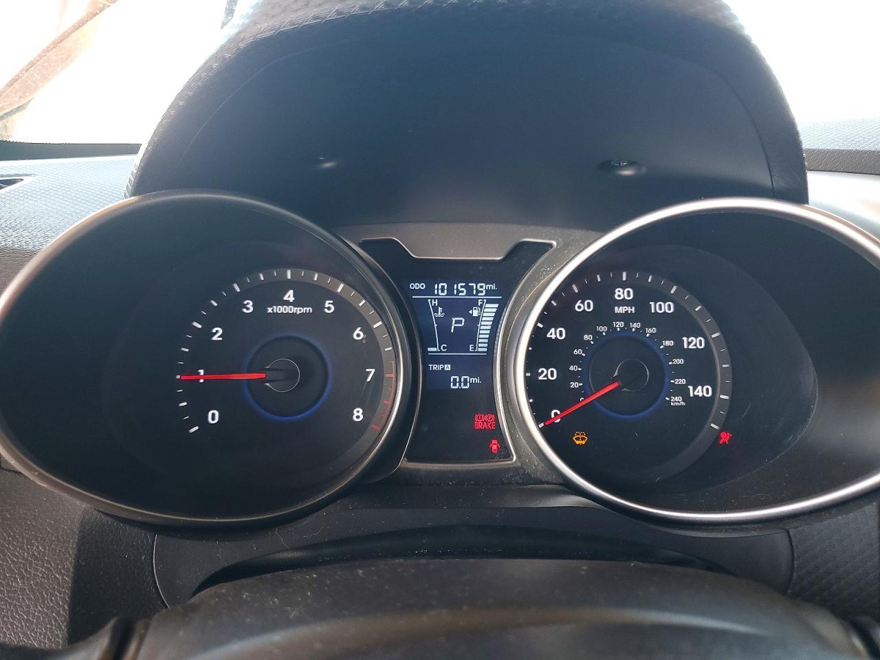 2015 Hyundai Veloster Base - zdjęcie 9