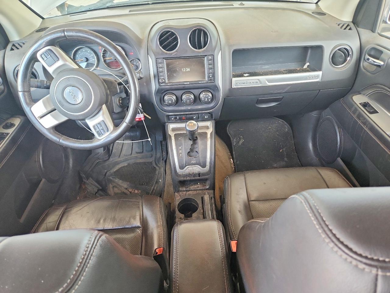 2016 Jeep Compass Latitude - zdjęcie 8