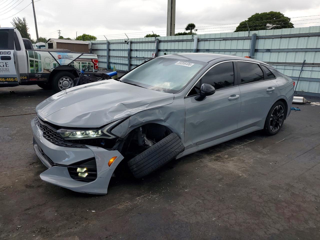2024 Kia K5 Gt Line - zdjęcie główne