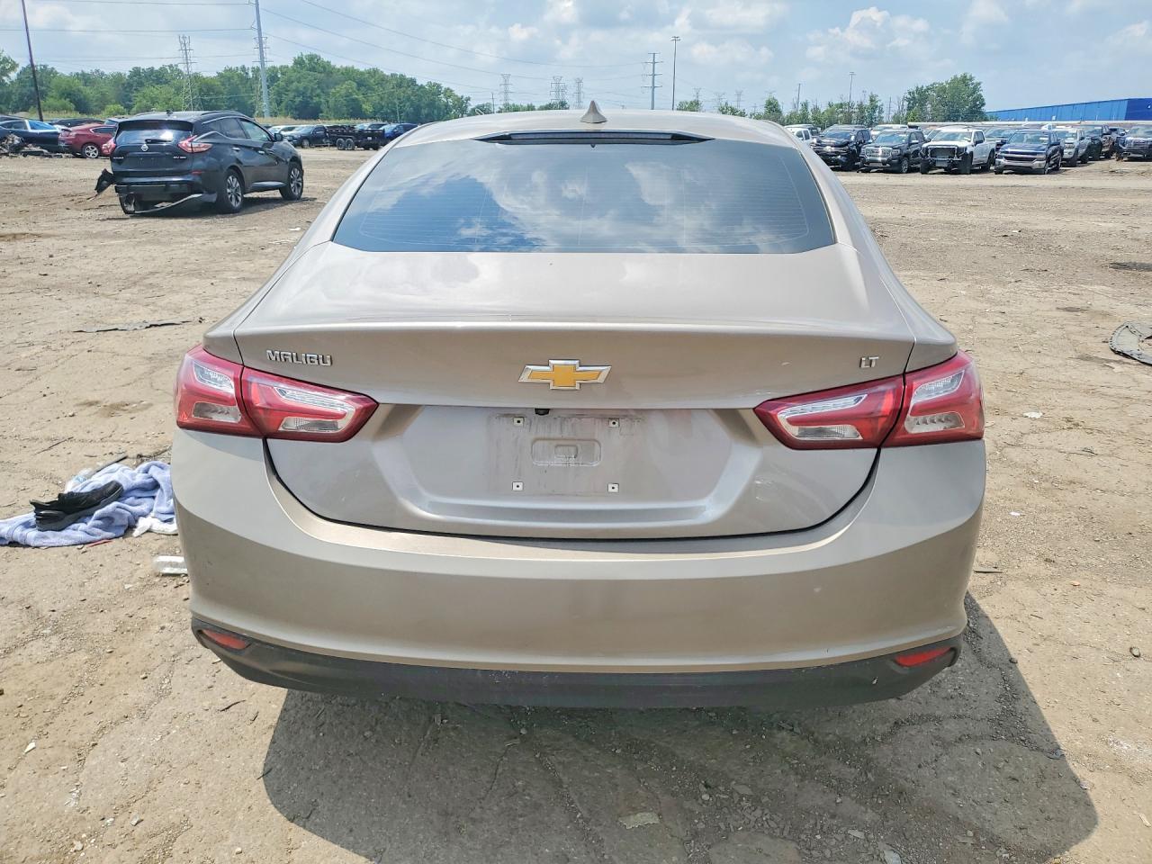 2022 Chevrolet Malibu Lt - zdjęcie 6