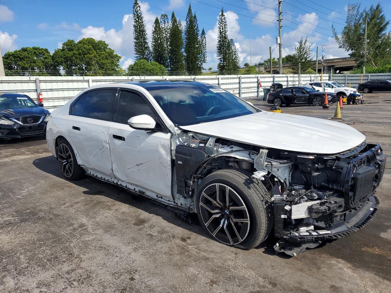 2023 BMW 740 I - zdjęcie 4