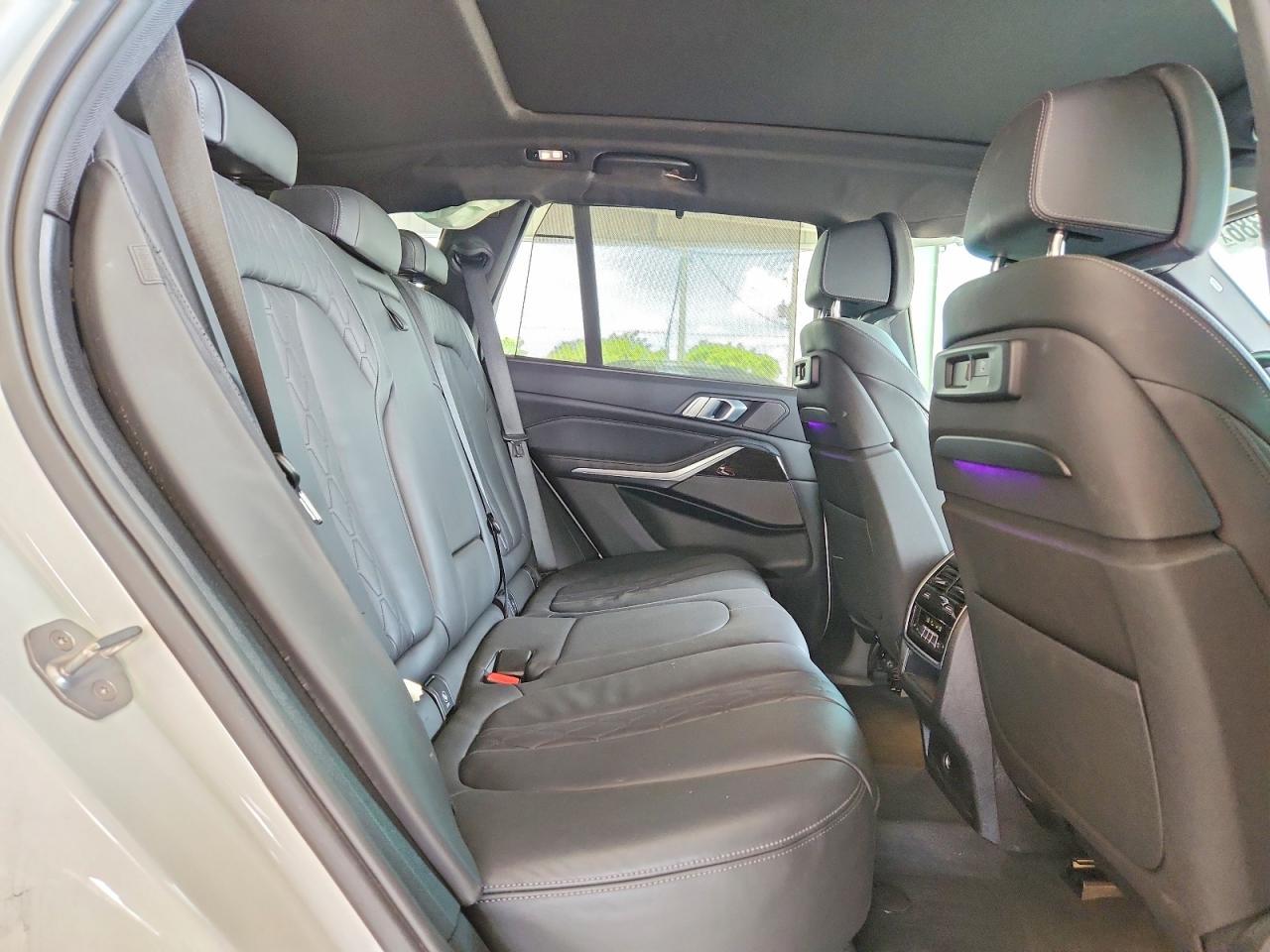 2019 BMW X5 xDrive40I - zdjęcie 11