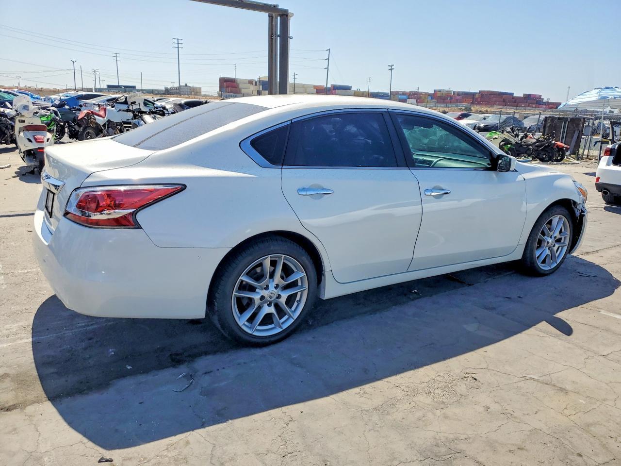 2015 Nissan Altima 2.5 S - zdjęcie 3