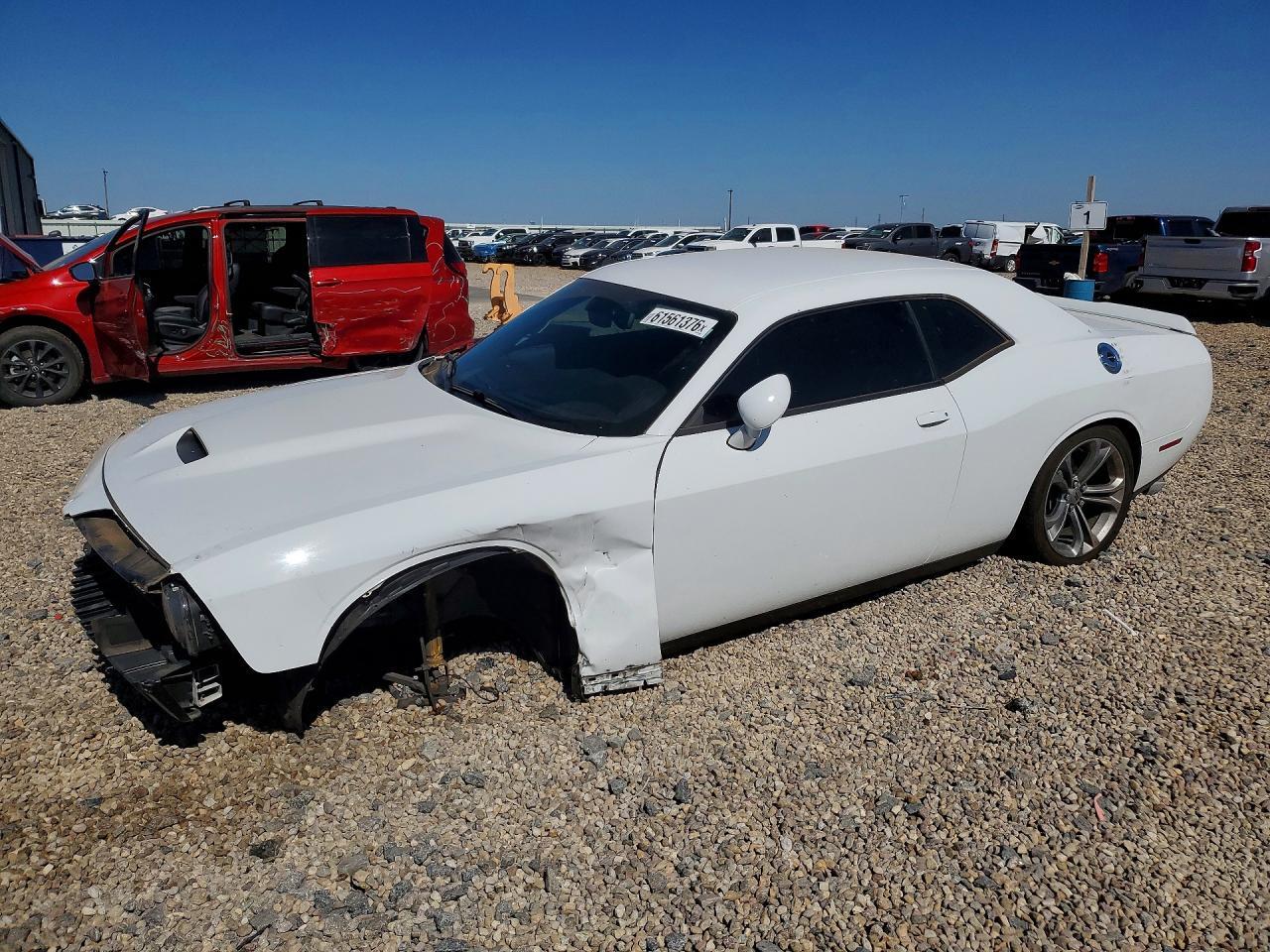2020 Dodge Challenger R/T - zdjęcie główne