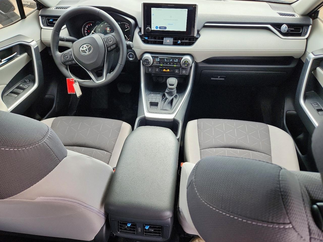 2025 Toyota Rav4 Xle - zdjęcie 8