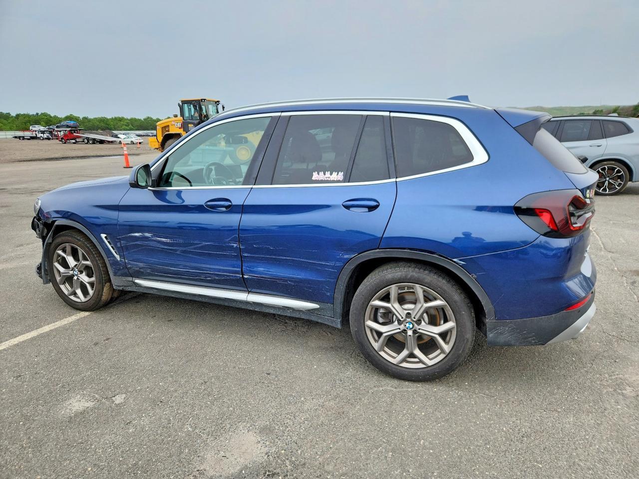 2022 BMW X3 xDrive30I - zdjęcie 2