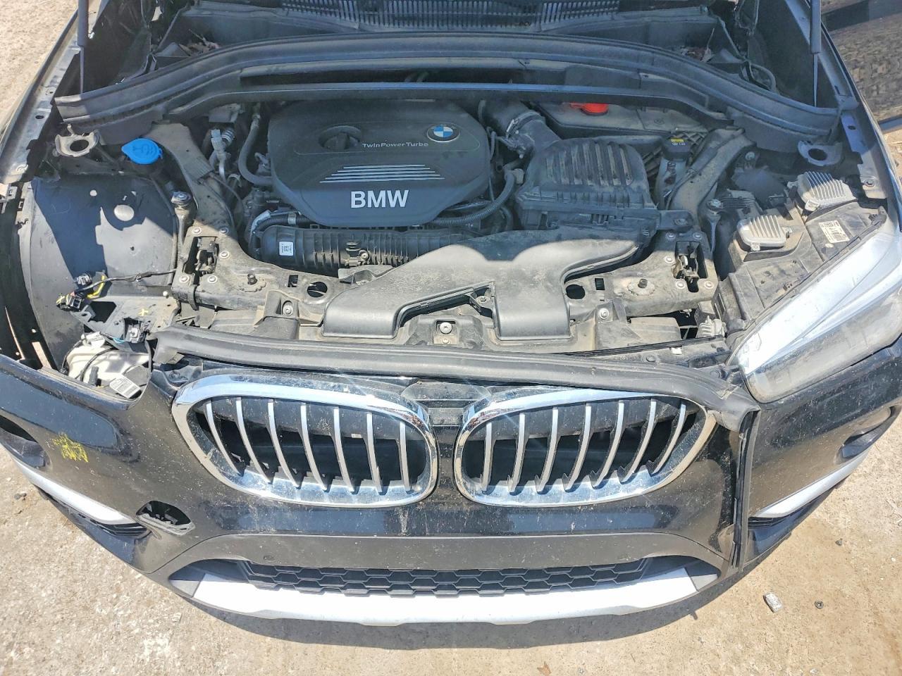 2017 BMW X1 xDrive28I - zdjęcie 11
