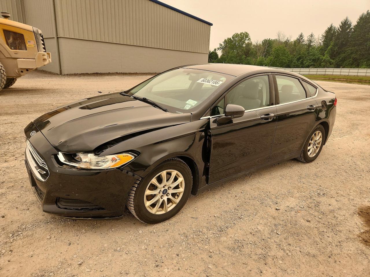 2015 Ford Fusion S - zdjęcie główne