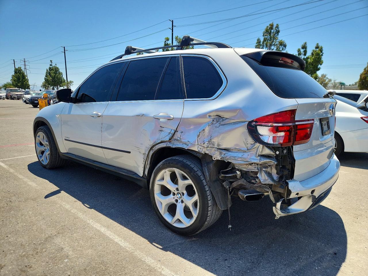 2013 BMW X5 xDrive50I - zdjęcie 2