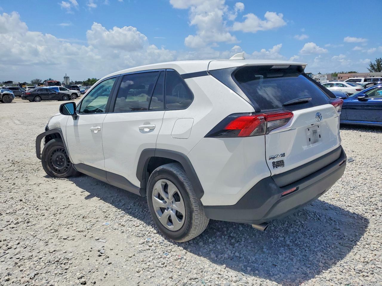 2025 Toyota Rav4 Le - zdjęcie 3