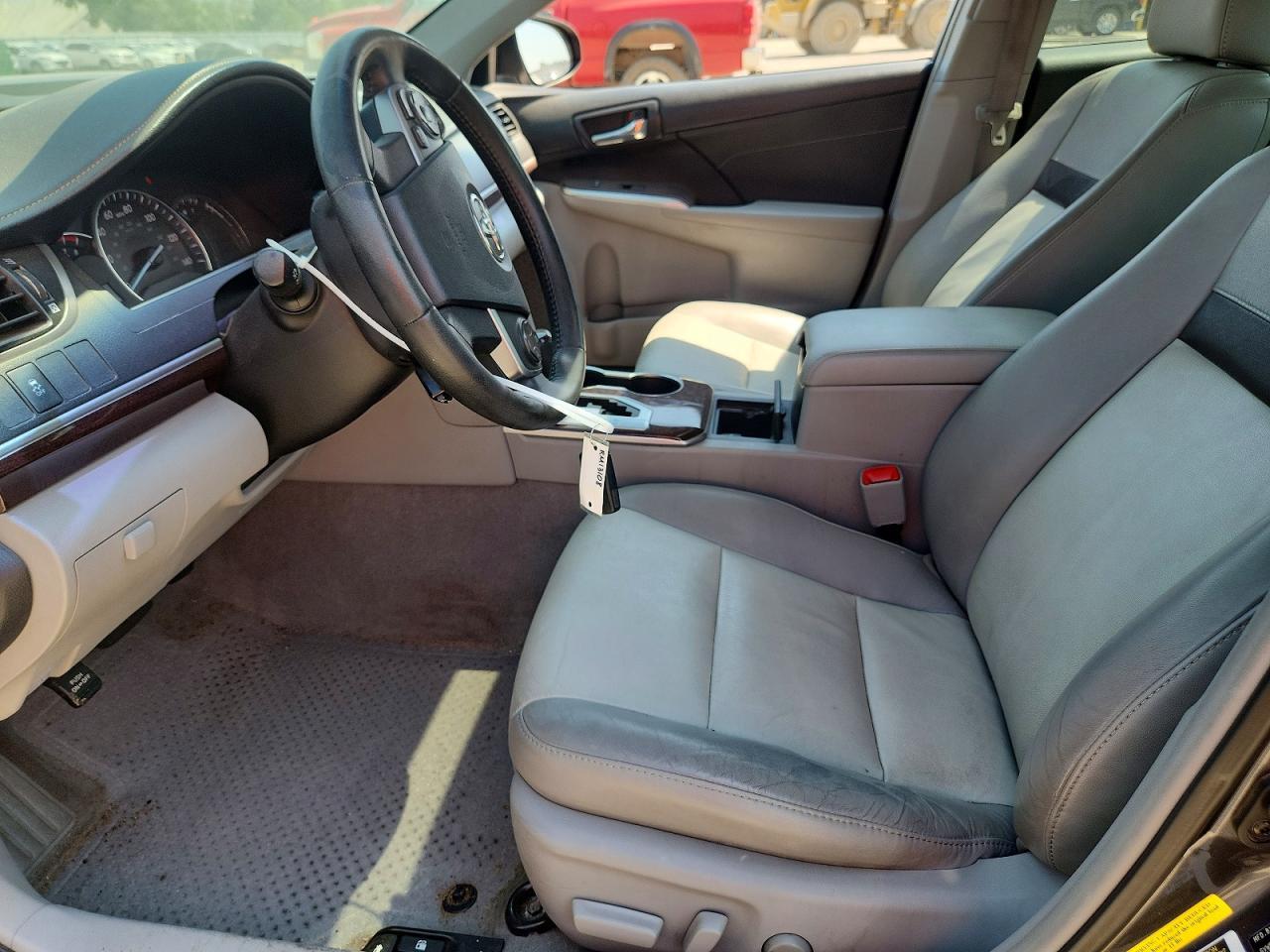 2013 Toyota Camry Xle V6 - zdjęcie 7