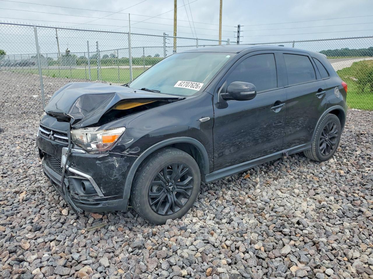 2018 Mitsubishi Outlander Sport Es - zdjęcie główne