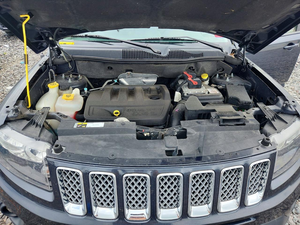 2014 Jeep Compass Latitude - zdjęcie 11