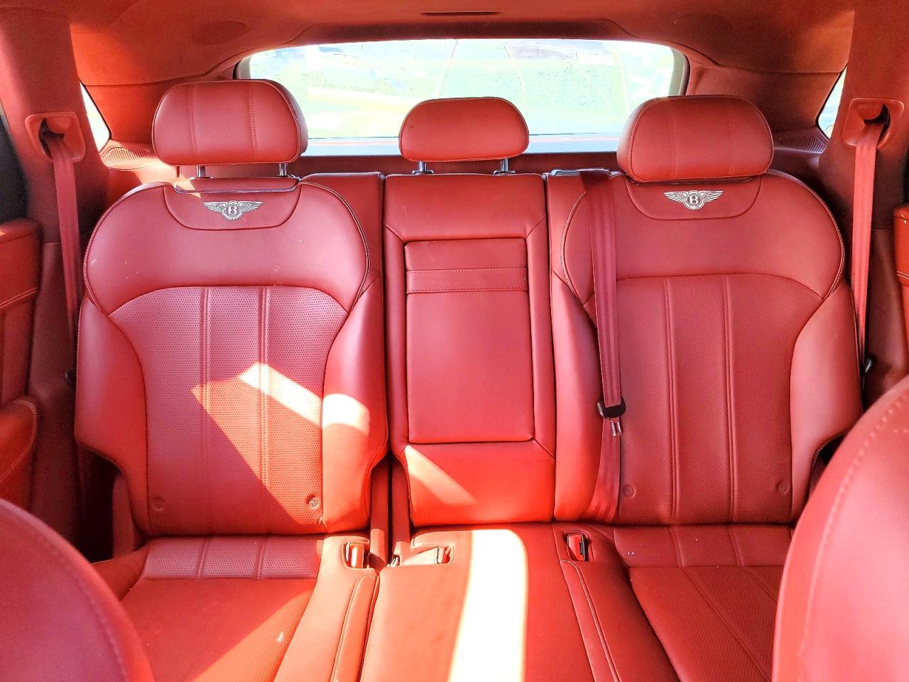 2018 Bentley Bentayga - zdjęcie 10
