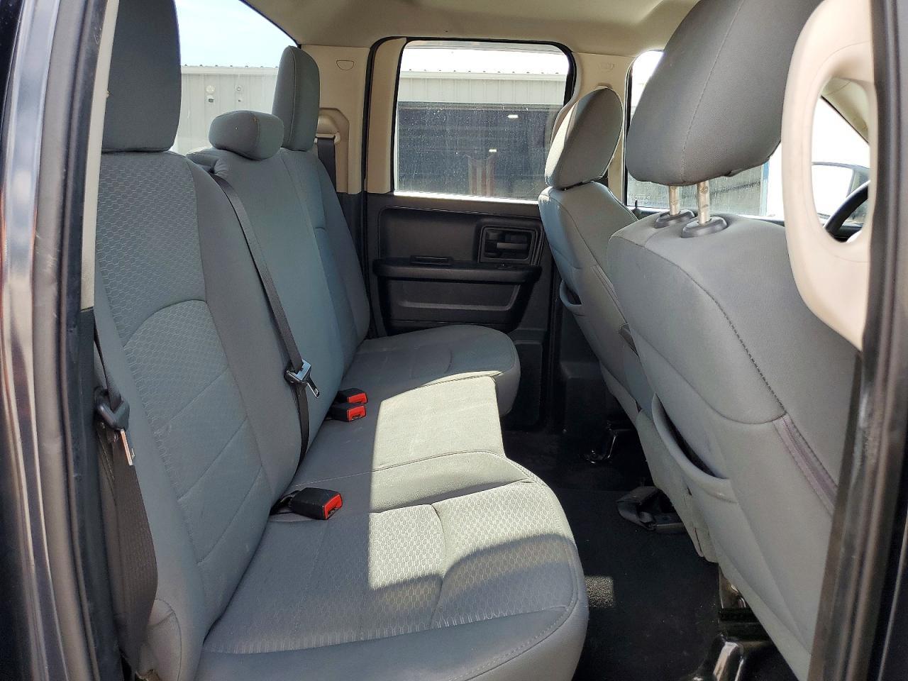 2013 Ram 1500 St - zdjęcie 10