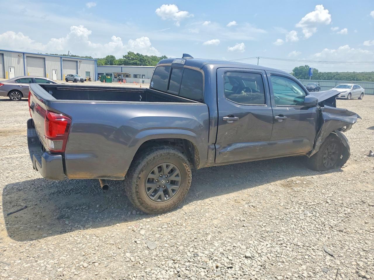 2023 Toyota Tacoma Sr V6 - zdjęcie 3