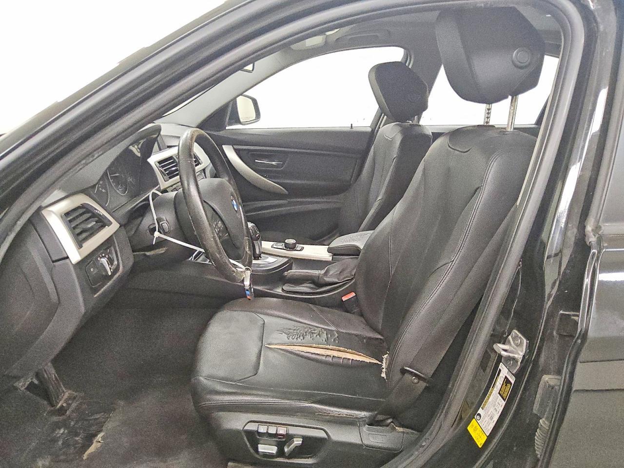 2017 BMW 320 I - zdjęcie 7