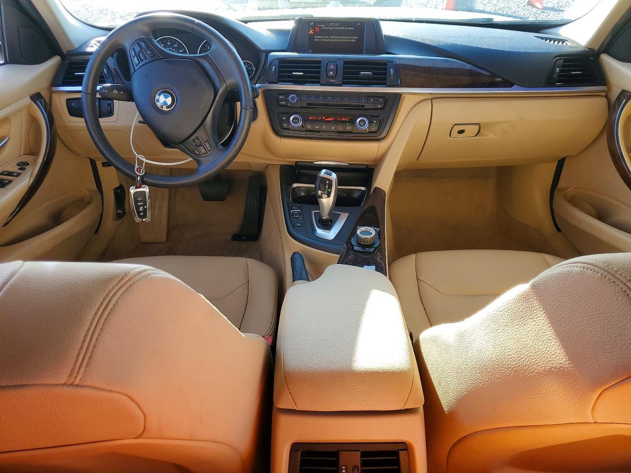 2015 BMW 320 I - zdjęcie 8
