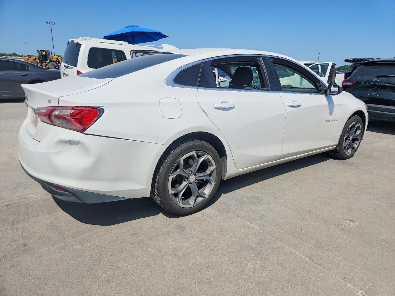 2020 Chevrolet Malibu Lt - zdjęcie 3