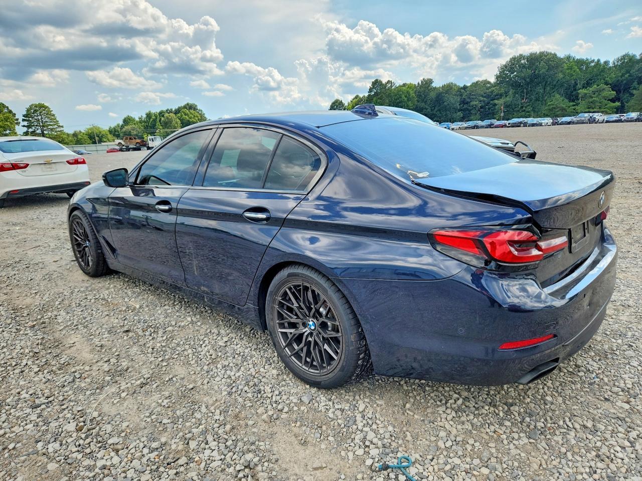 2018 BMW 5 Series - zdjęcie 2