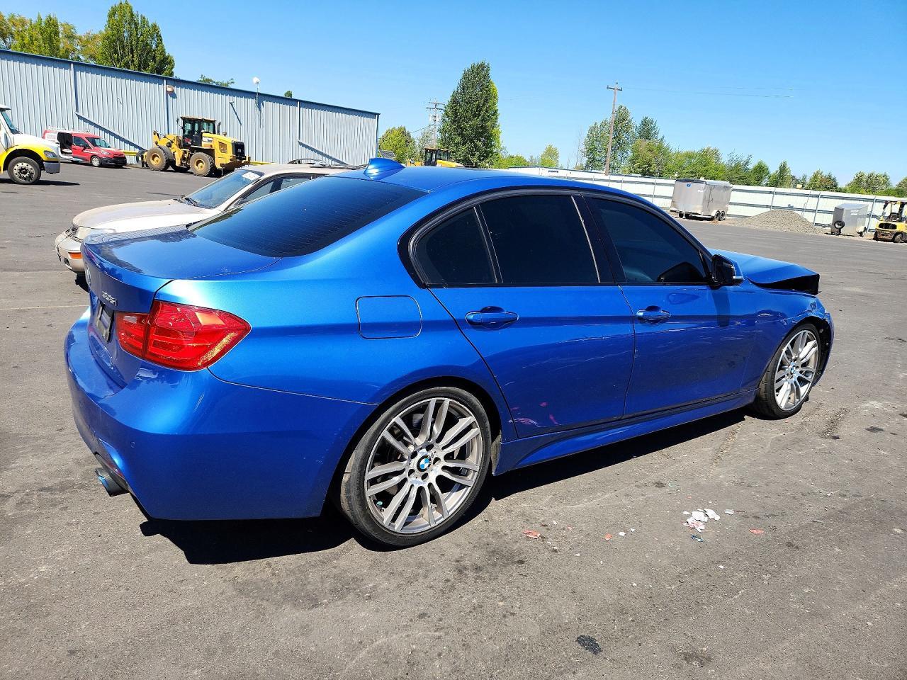 2013 BMW 335 I - zdjęcie 3