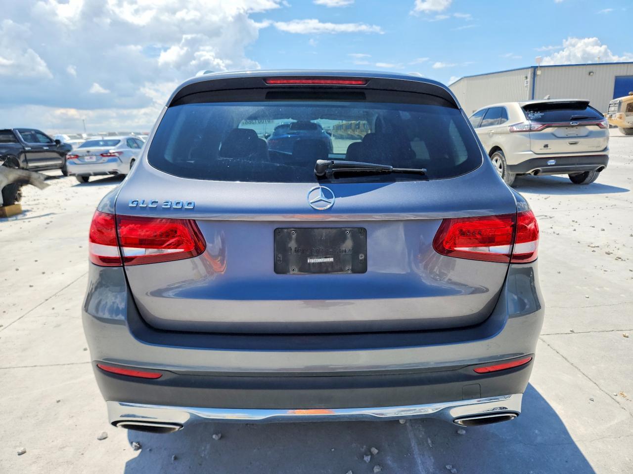 2016 Mercedes-Benz Glc 300 - zdjęcie 6
