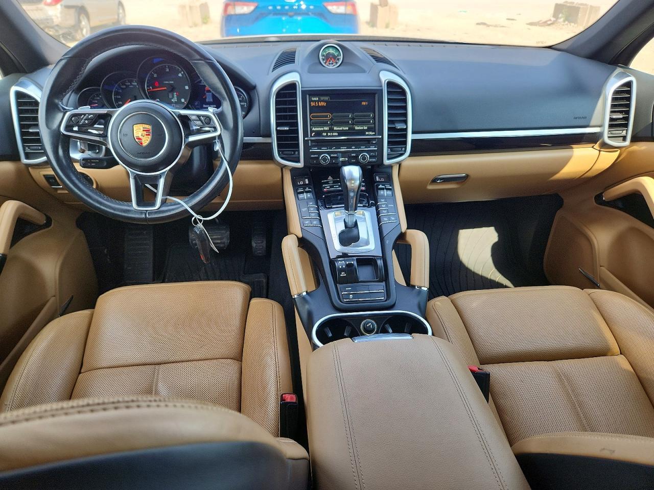 2016 Porsche Cayenne - zdjęcie 8