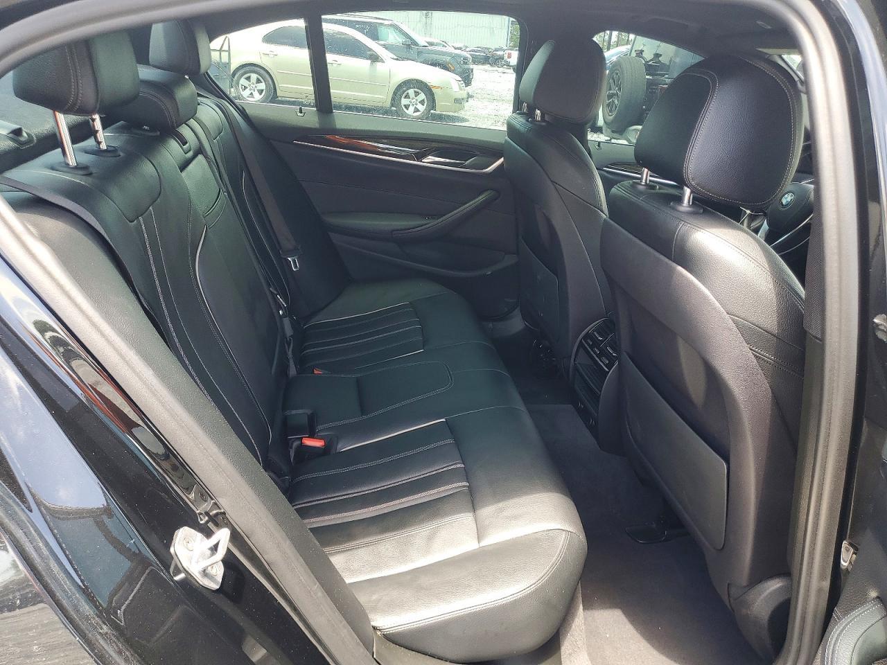 2018 BMW 530E - zdjęcie 10