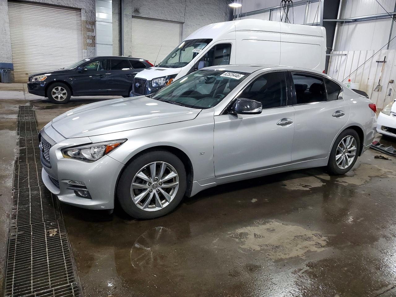 2015 Infiniti Q50 Premium - zdjęcie główne